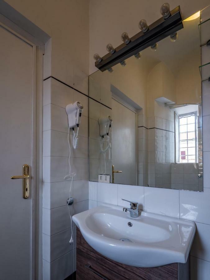 Principe Amedeo Bed & Breakfast Rome Exterior photo